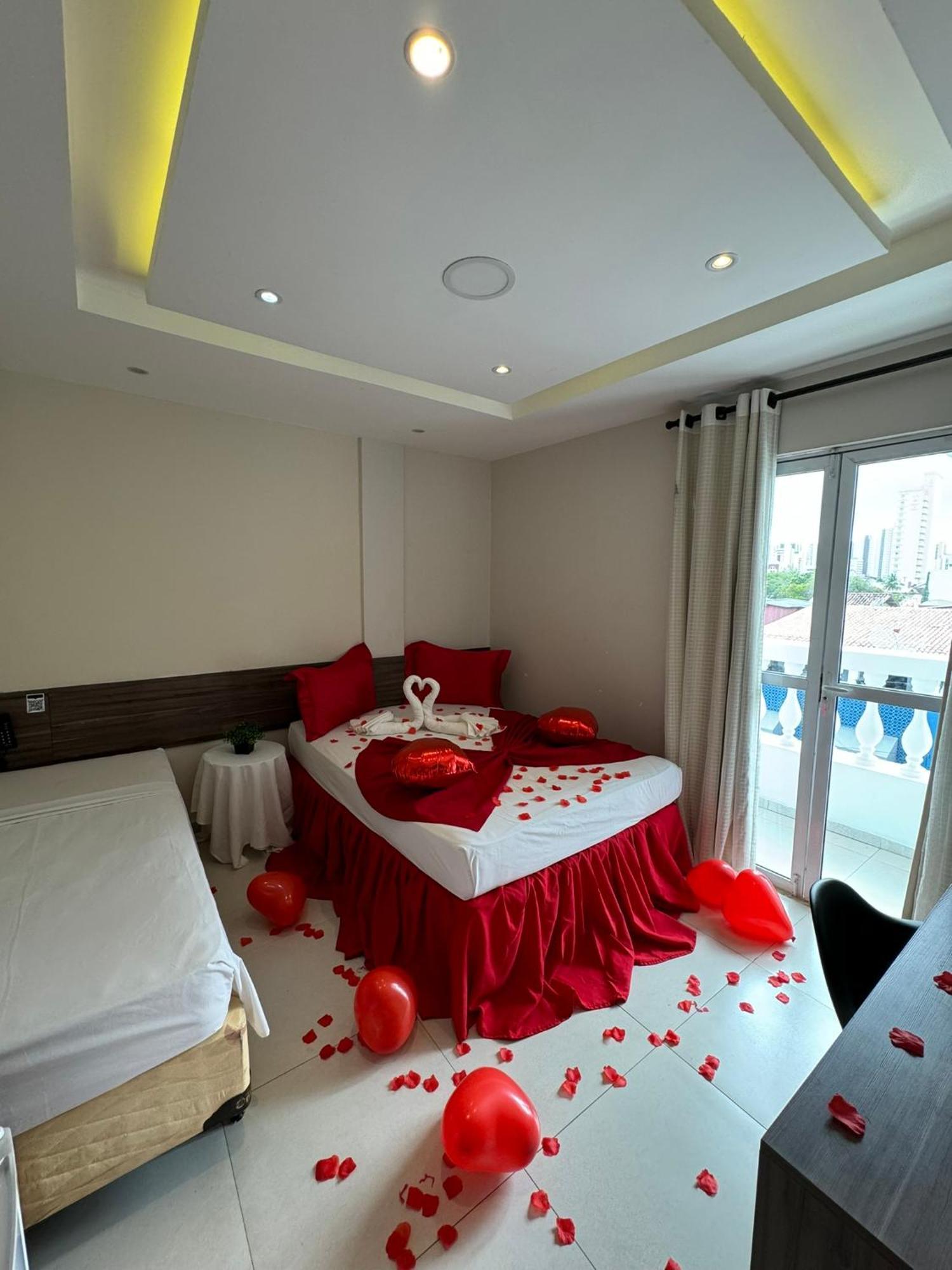 Hotel Angra 3*